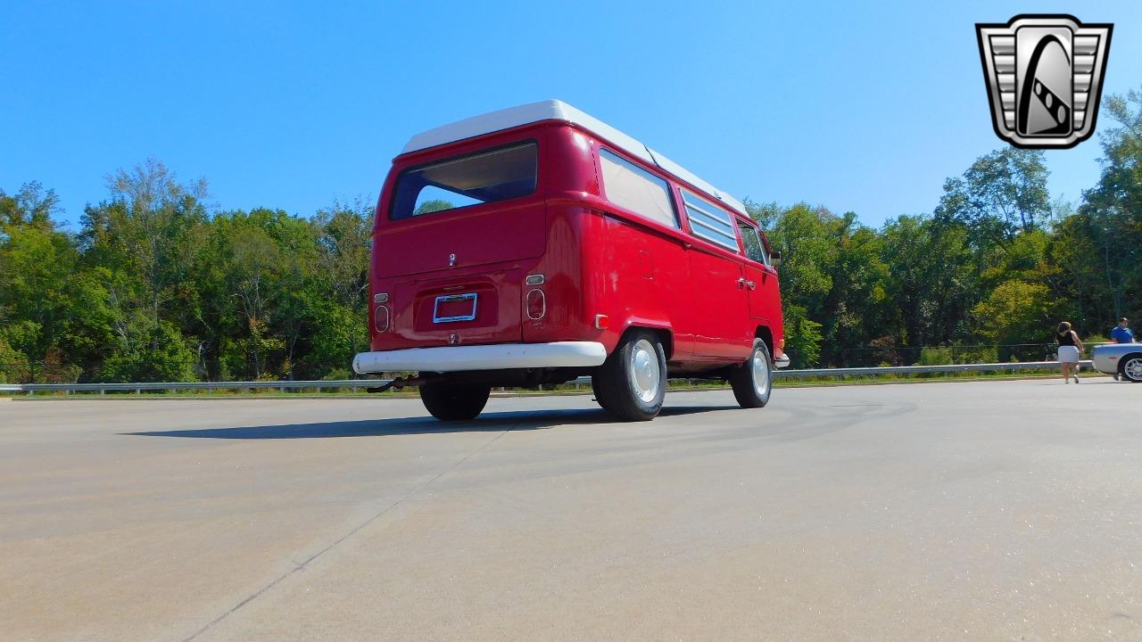 1971 Volkswagen Camper Bus