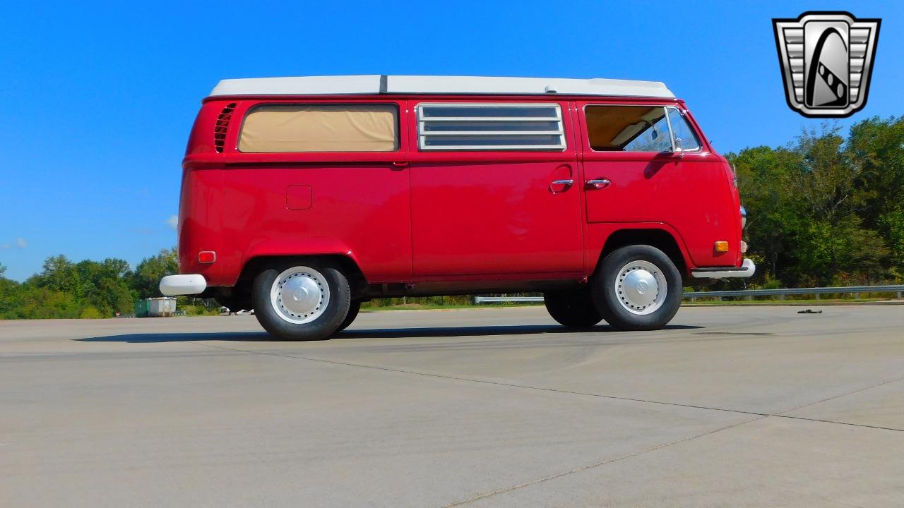 1971 Volkswagen Camper Bus