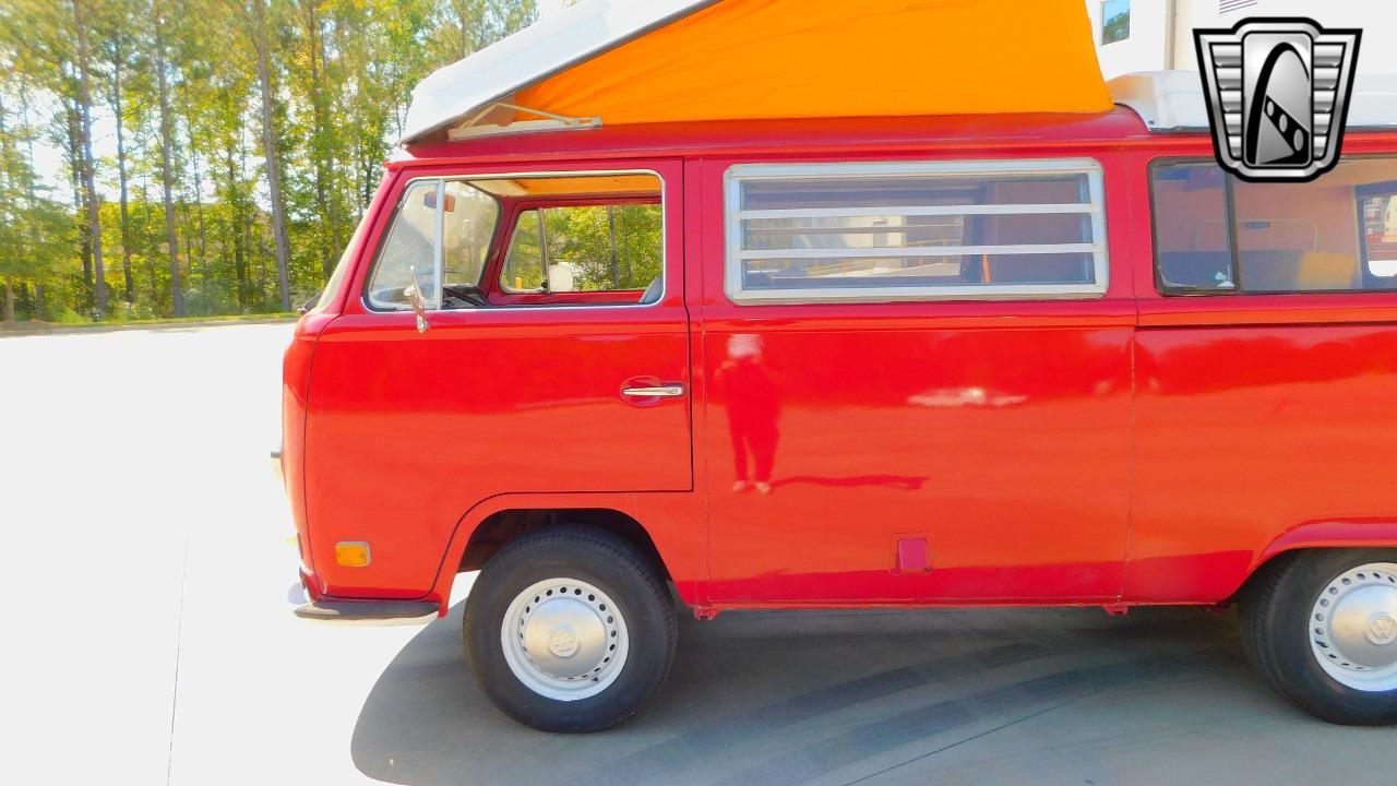 1971 Volkswagen Camper Bus