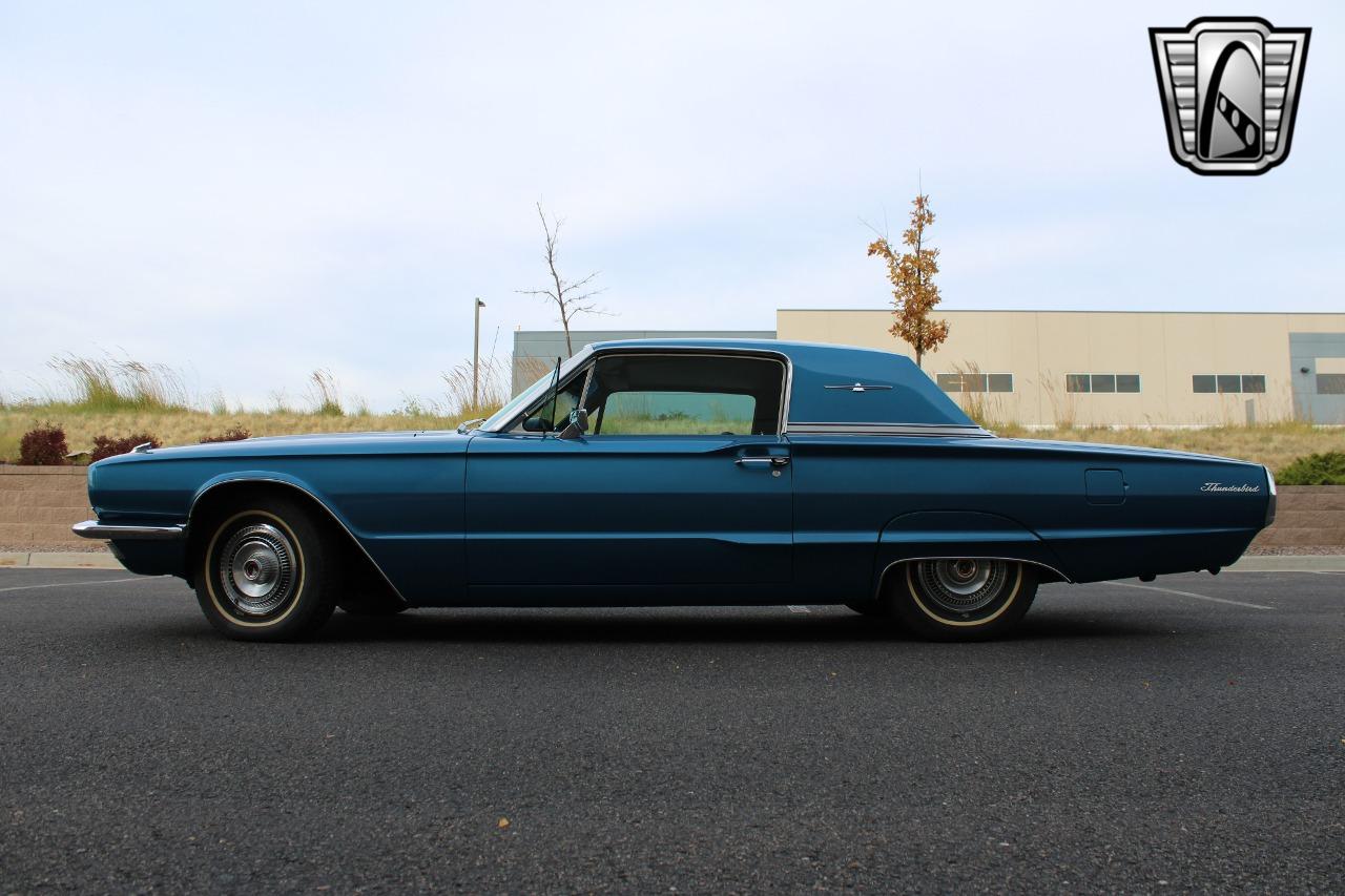 1966 Ford Thunderbird