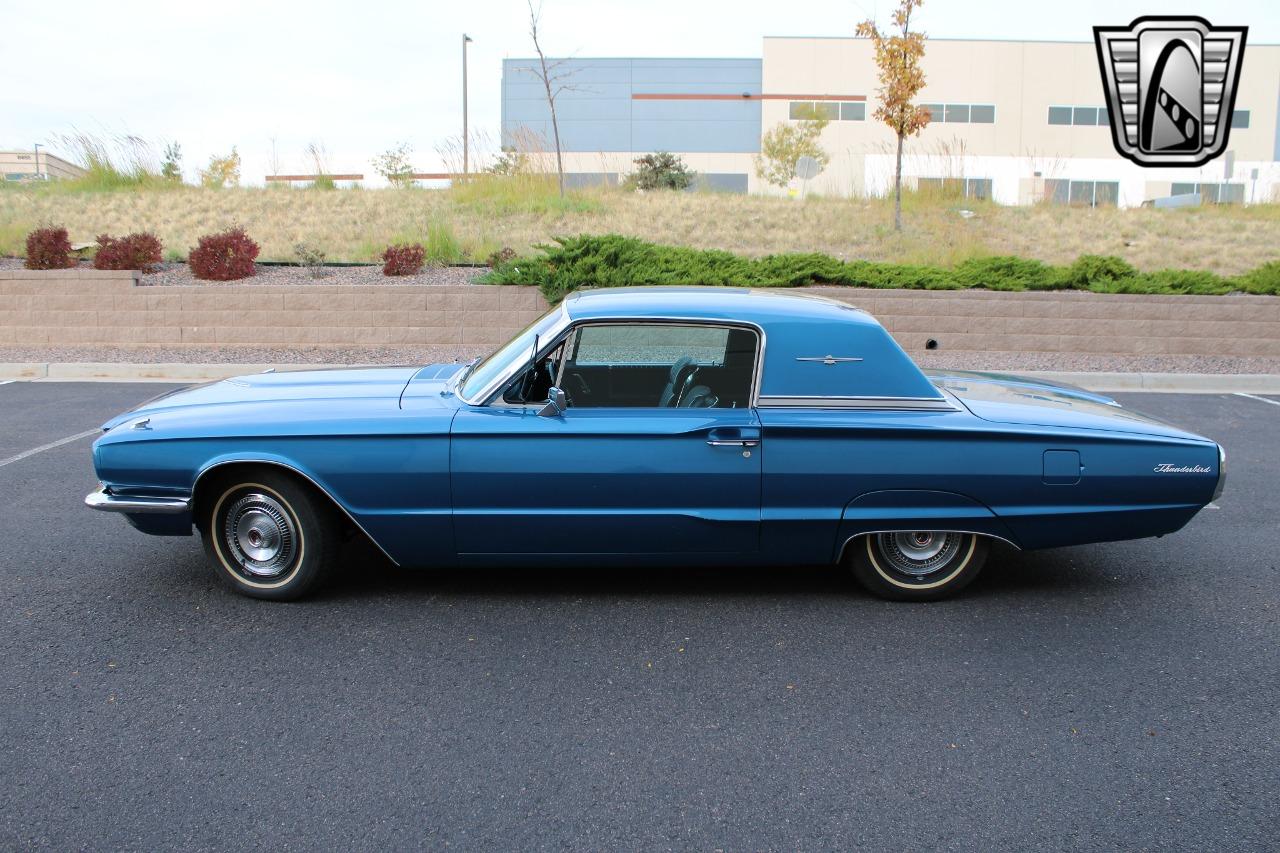 1966 Ford Thunderbird