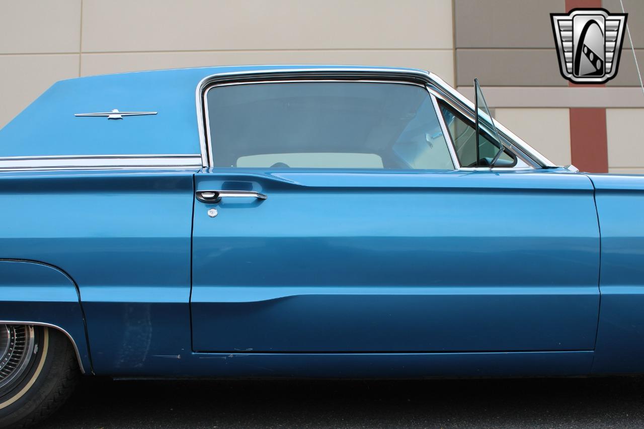 1966 Ford Thunderbird