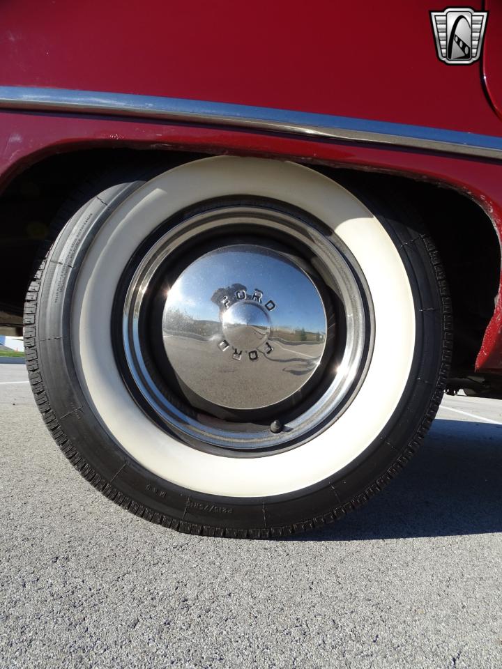 1949 Ford 4 Door Sedan