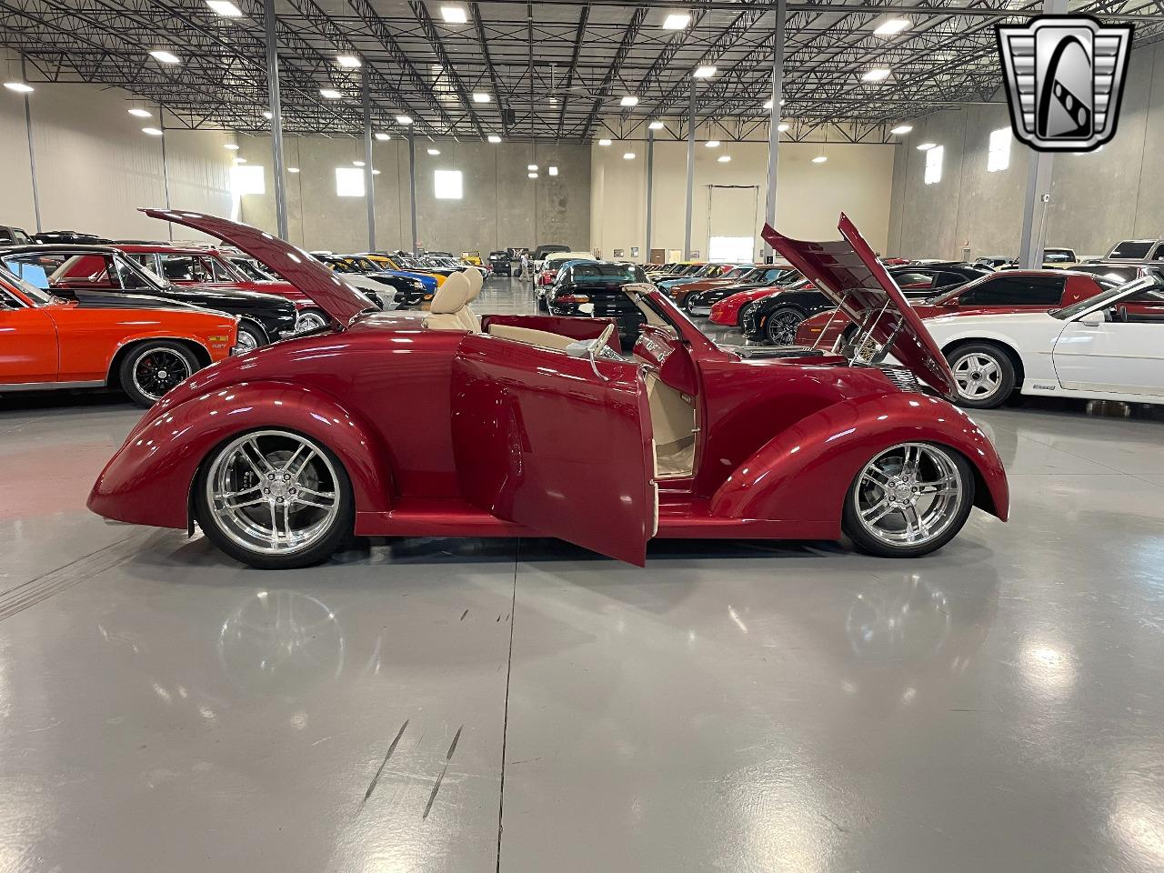 1937 Ford Roadster