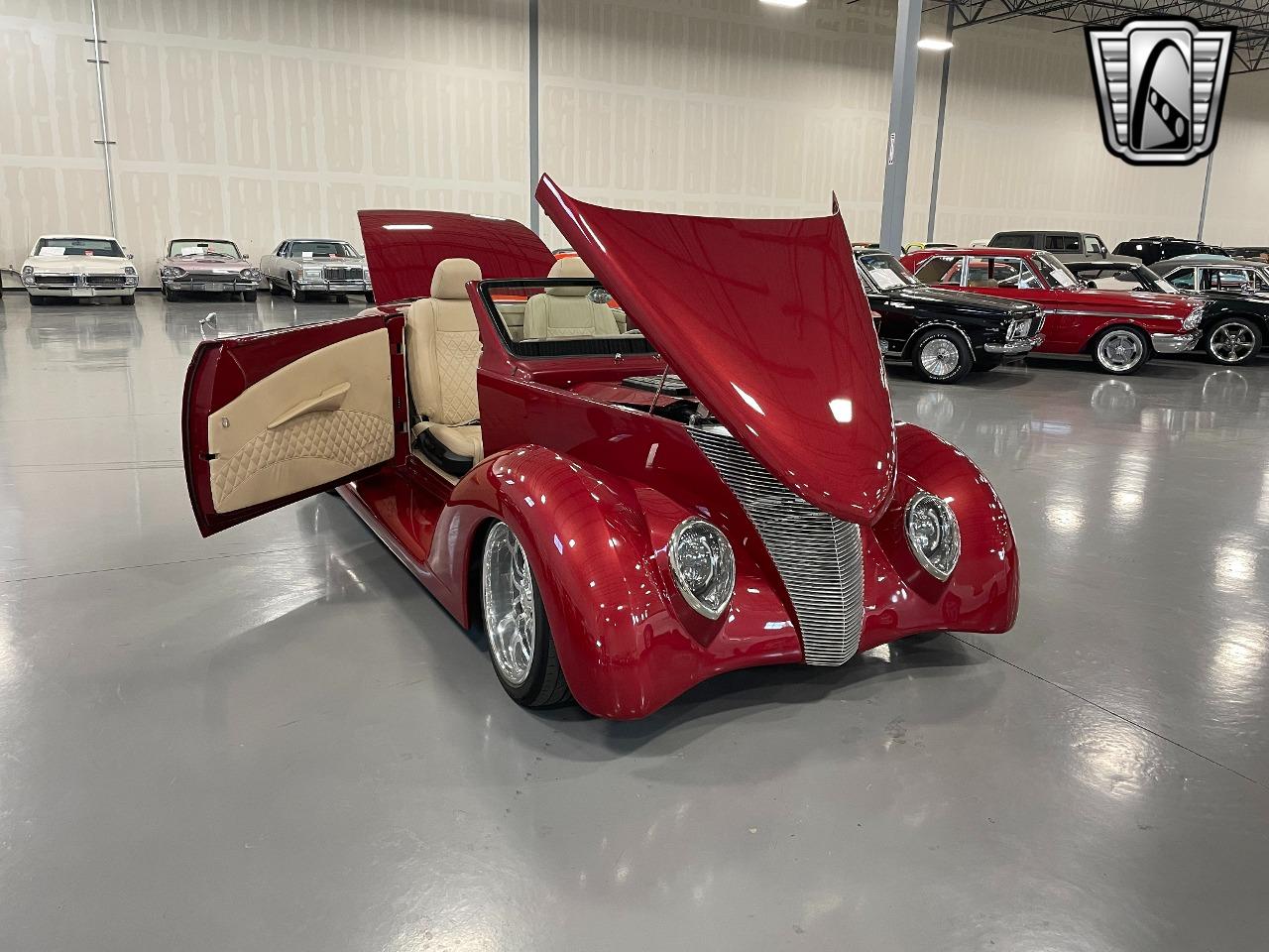 1937 Ford Roadster