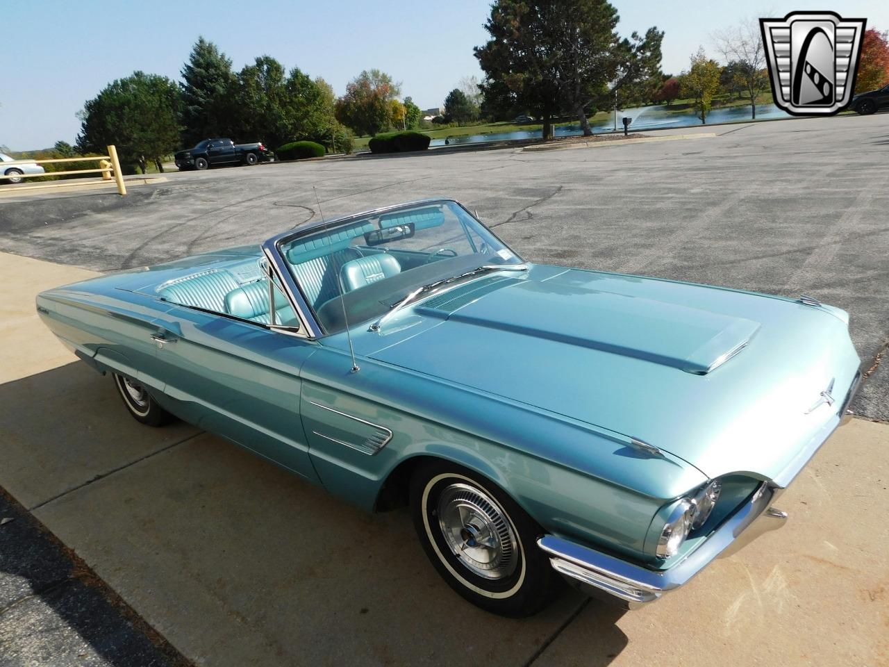 1965 Ford Thunderbird