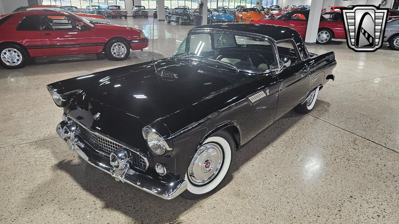 1955 Ford Thunderbird