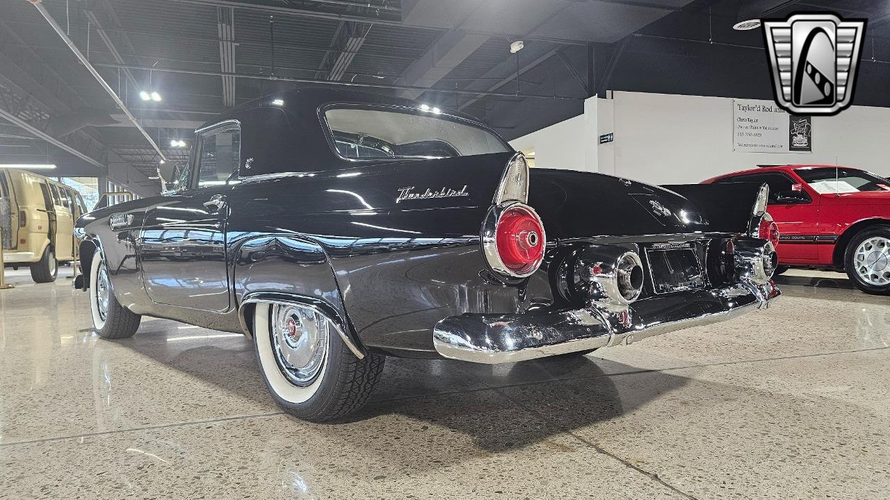 1955 Ford Thunderbird