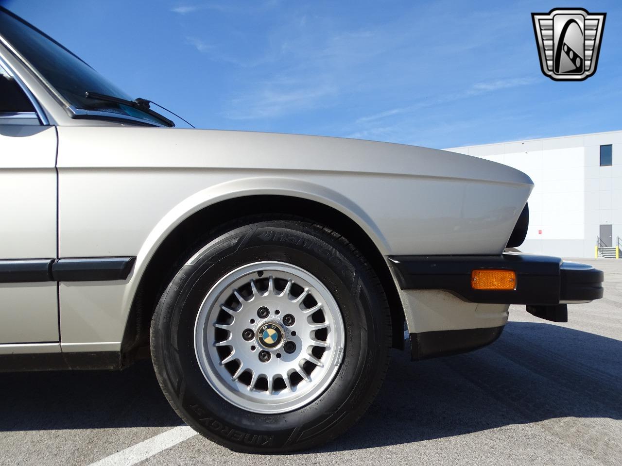 1988 BMW 528E