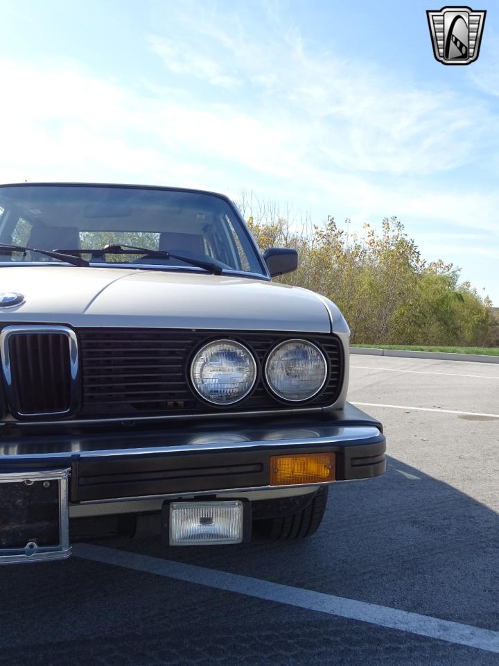 1988 BMW 528E