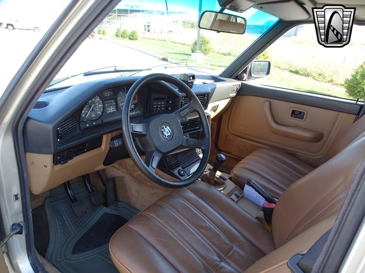 1988 BMW 528E