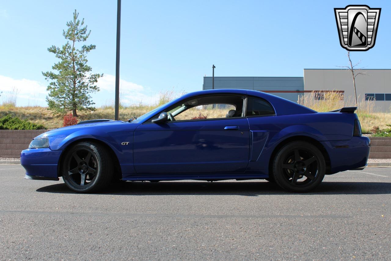 2003 Ford Mustang