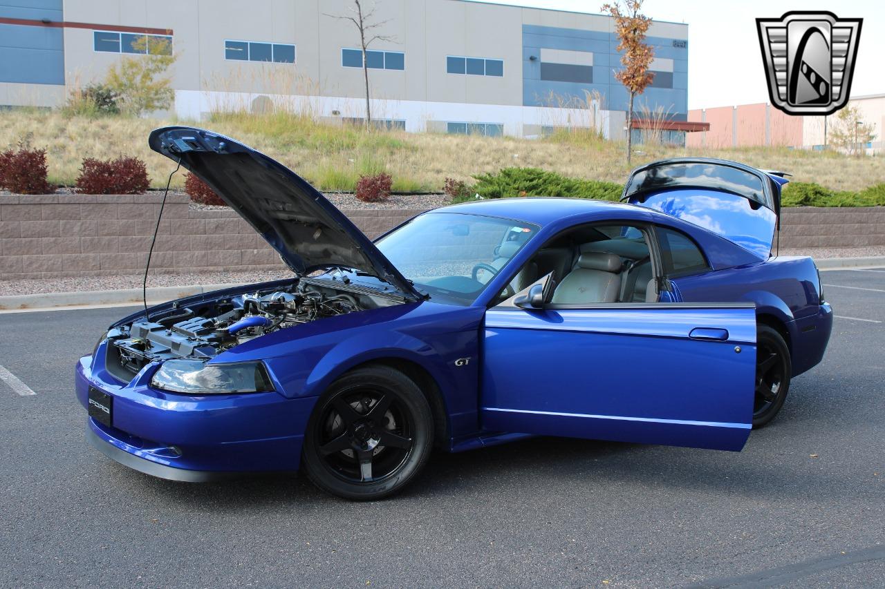 2003 Ford Mustang