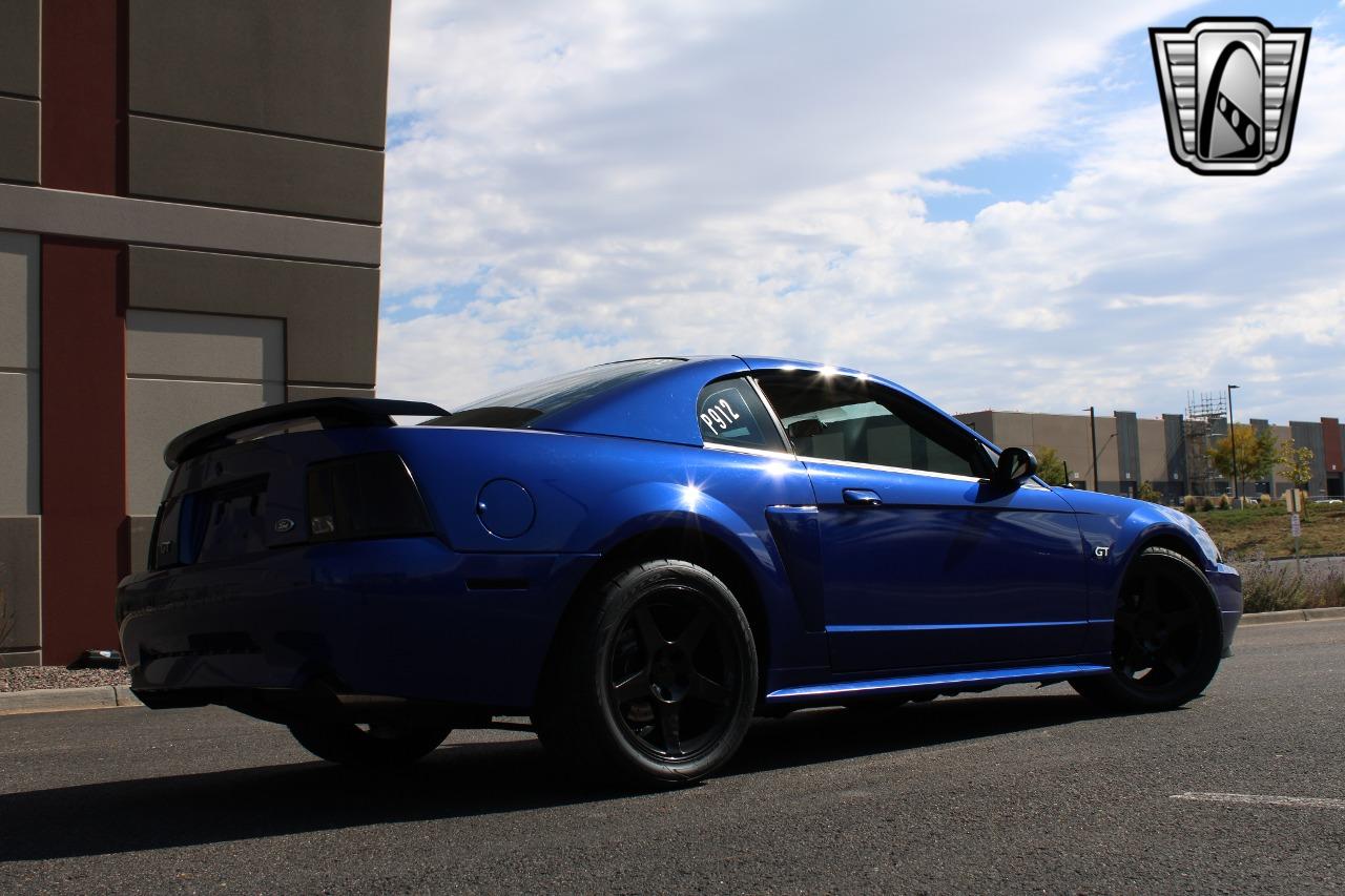 2003 Ford Mustang