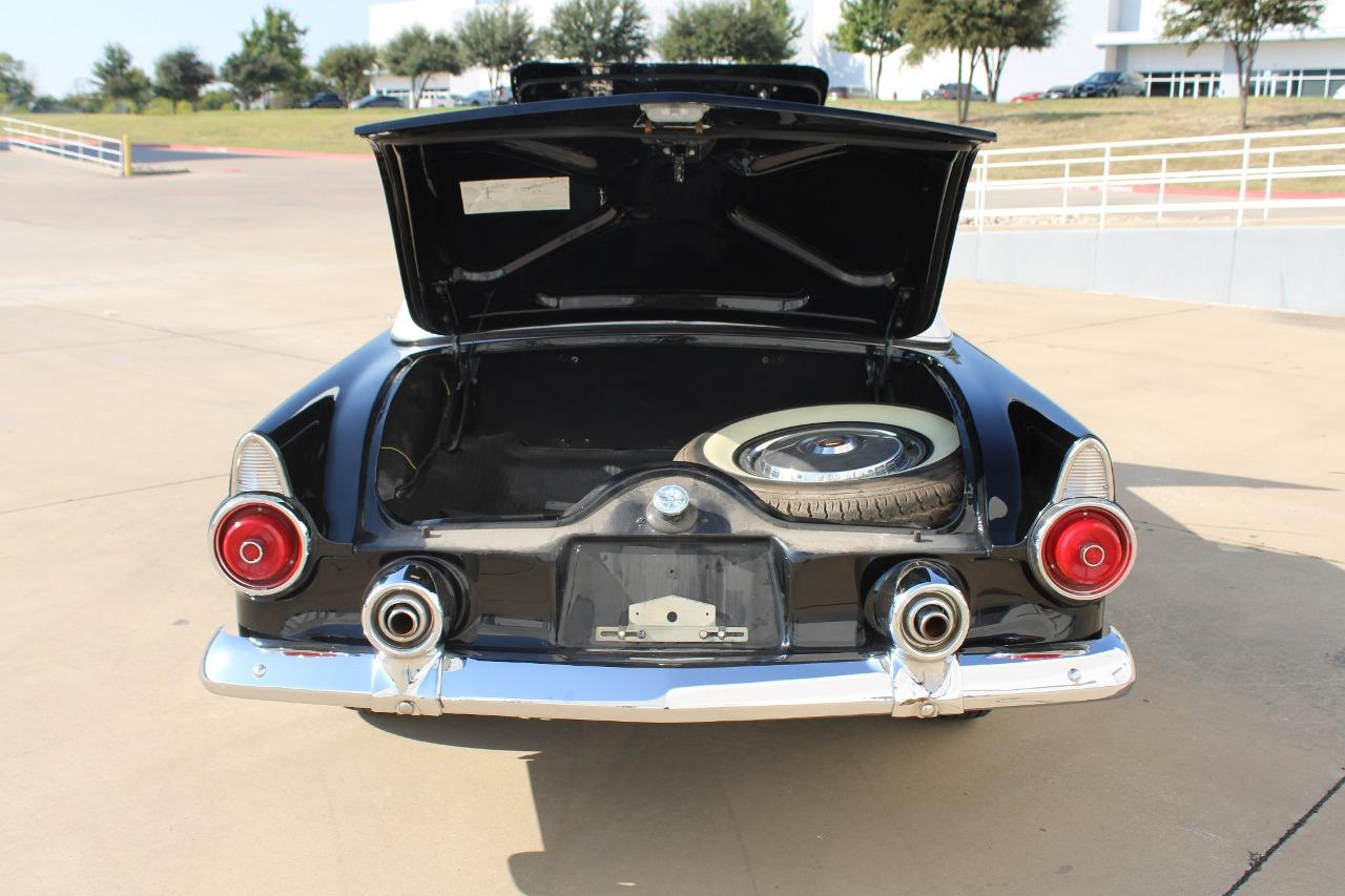 1955 Ford Thunderbird