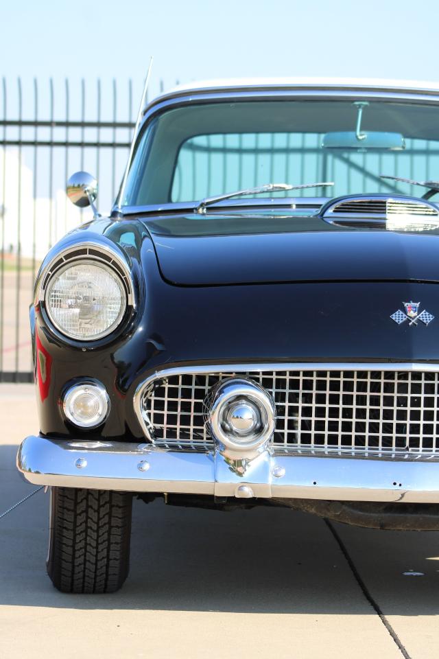 1955 Ford Thunderbird