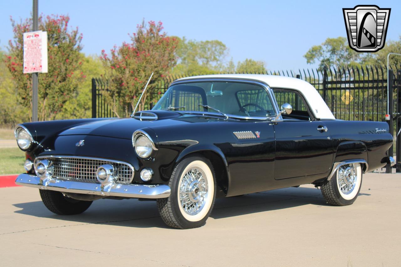 1955 Ford Thunderbird