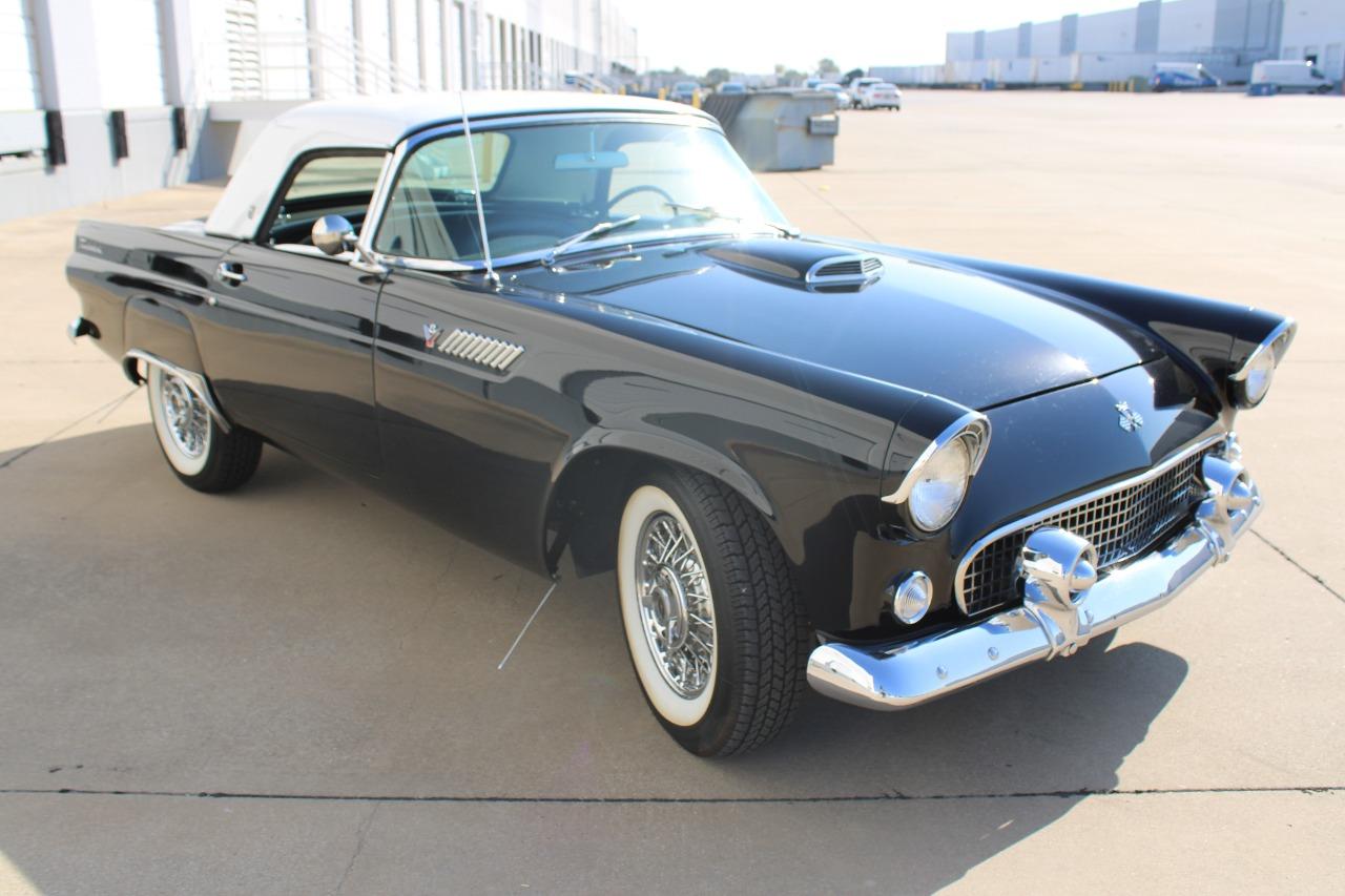 1955 Ford Thunderbird