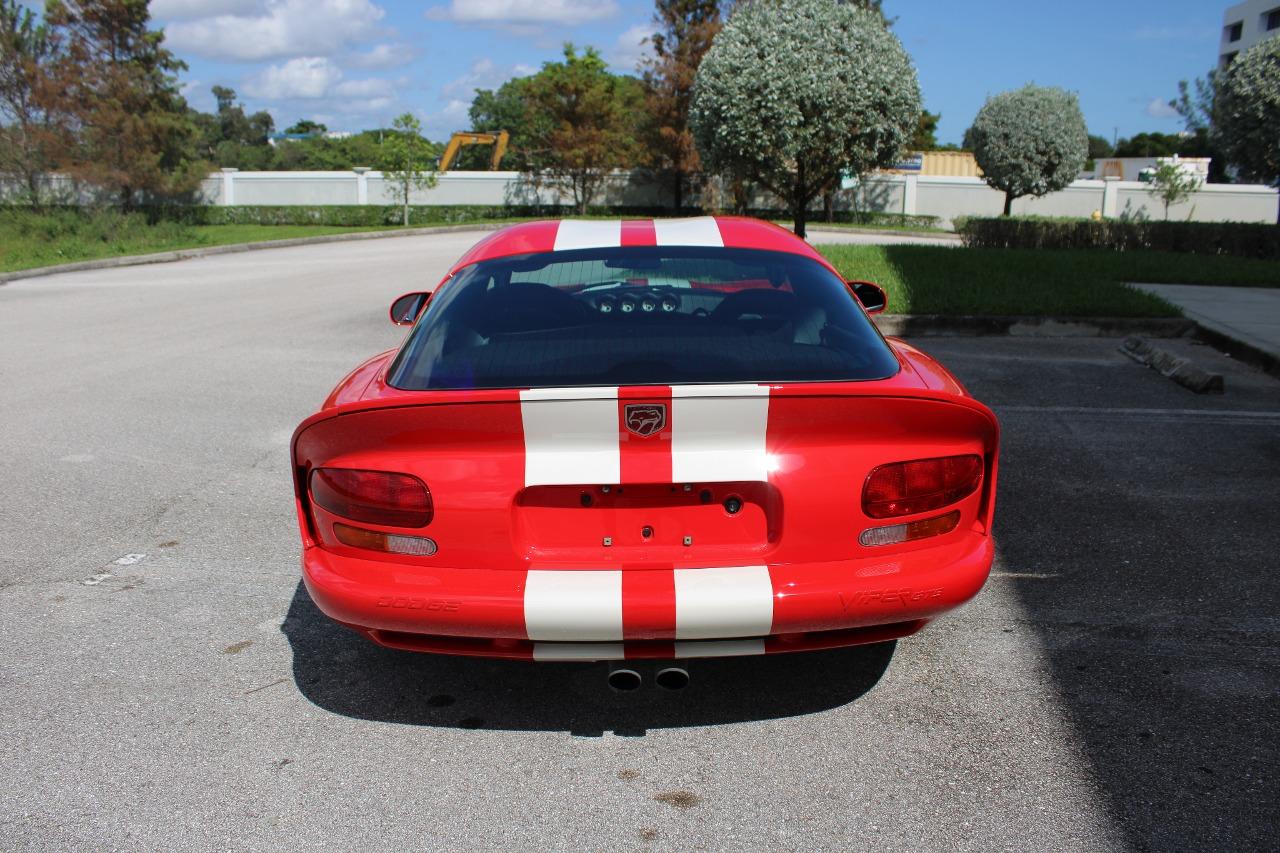 2002 Dodge Viper