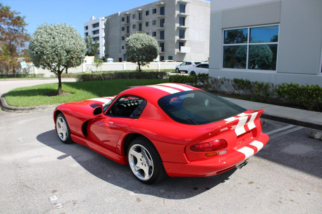 2002 Dodge Viper