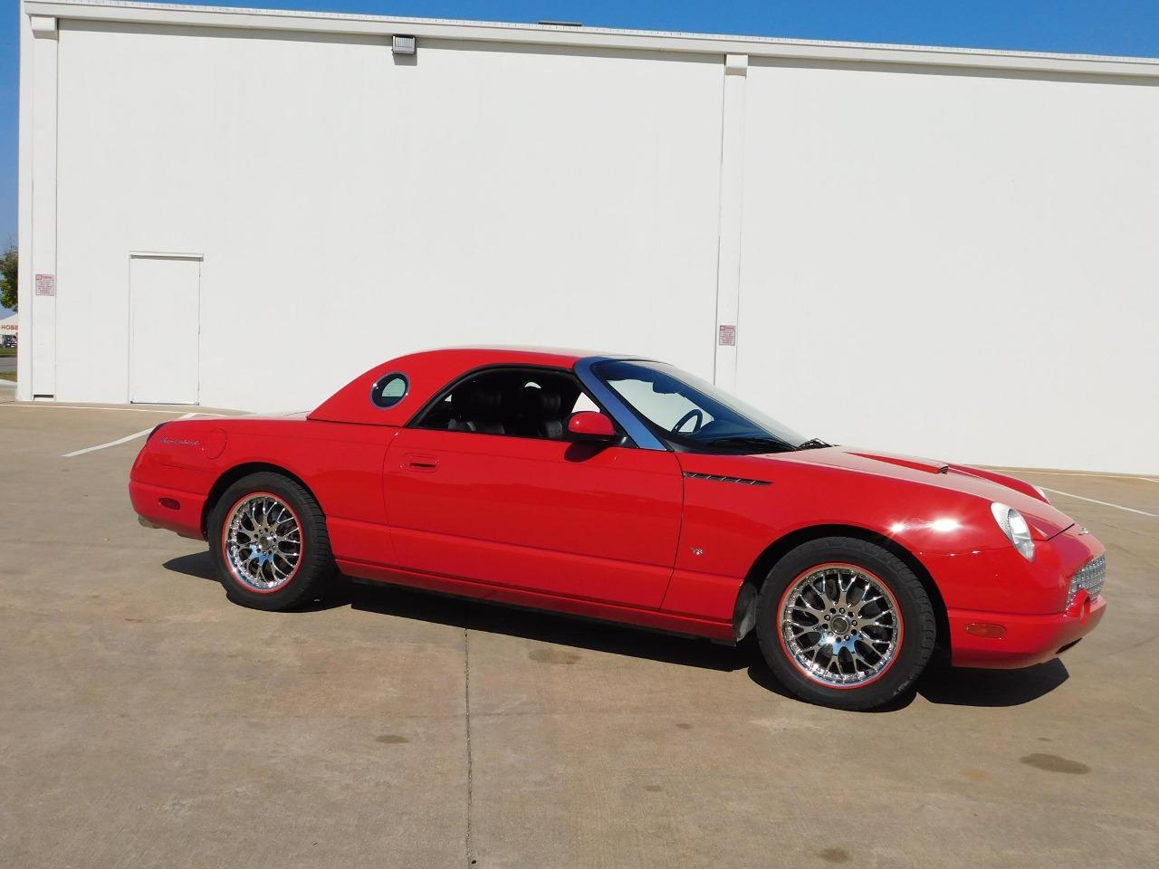 2003 Ford Thunderbird