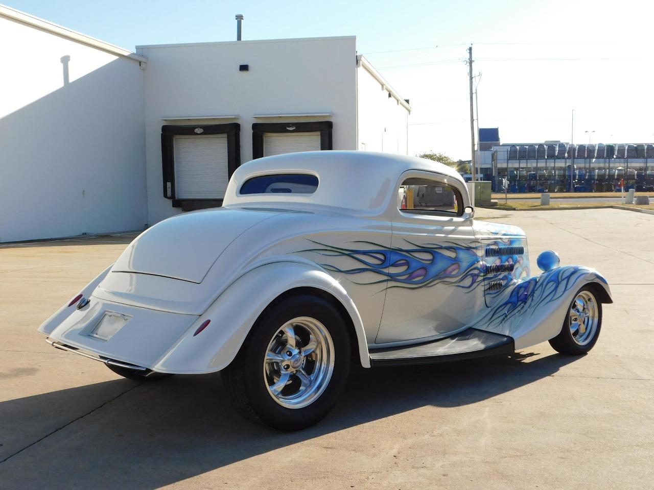 1933 Ford 3 Window Coupe