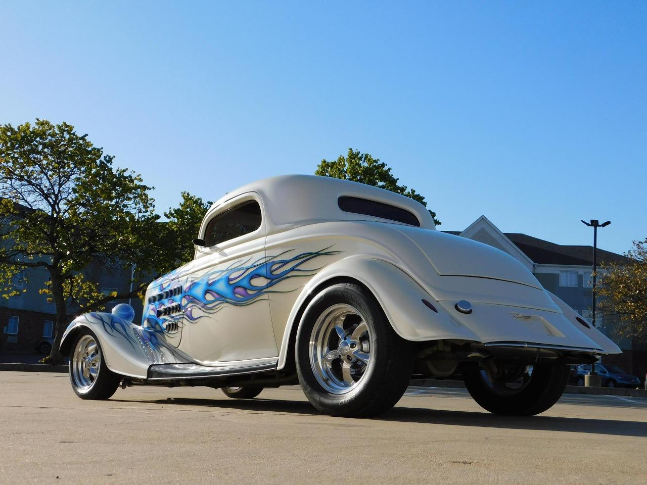 1933 Ford 3 Window Coupe