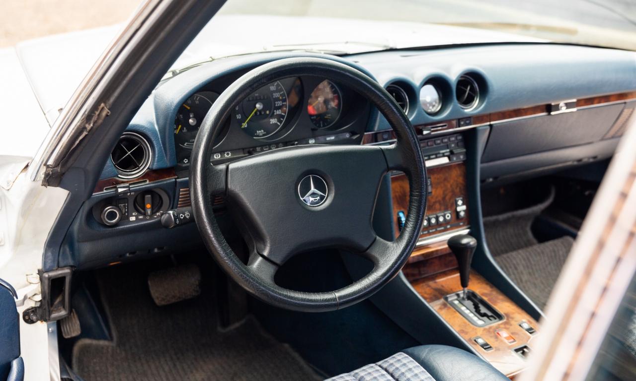 1986 Mercedes - Benz 560SL