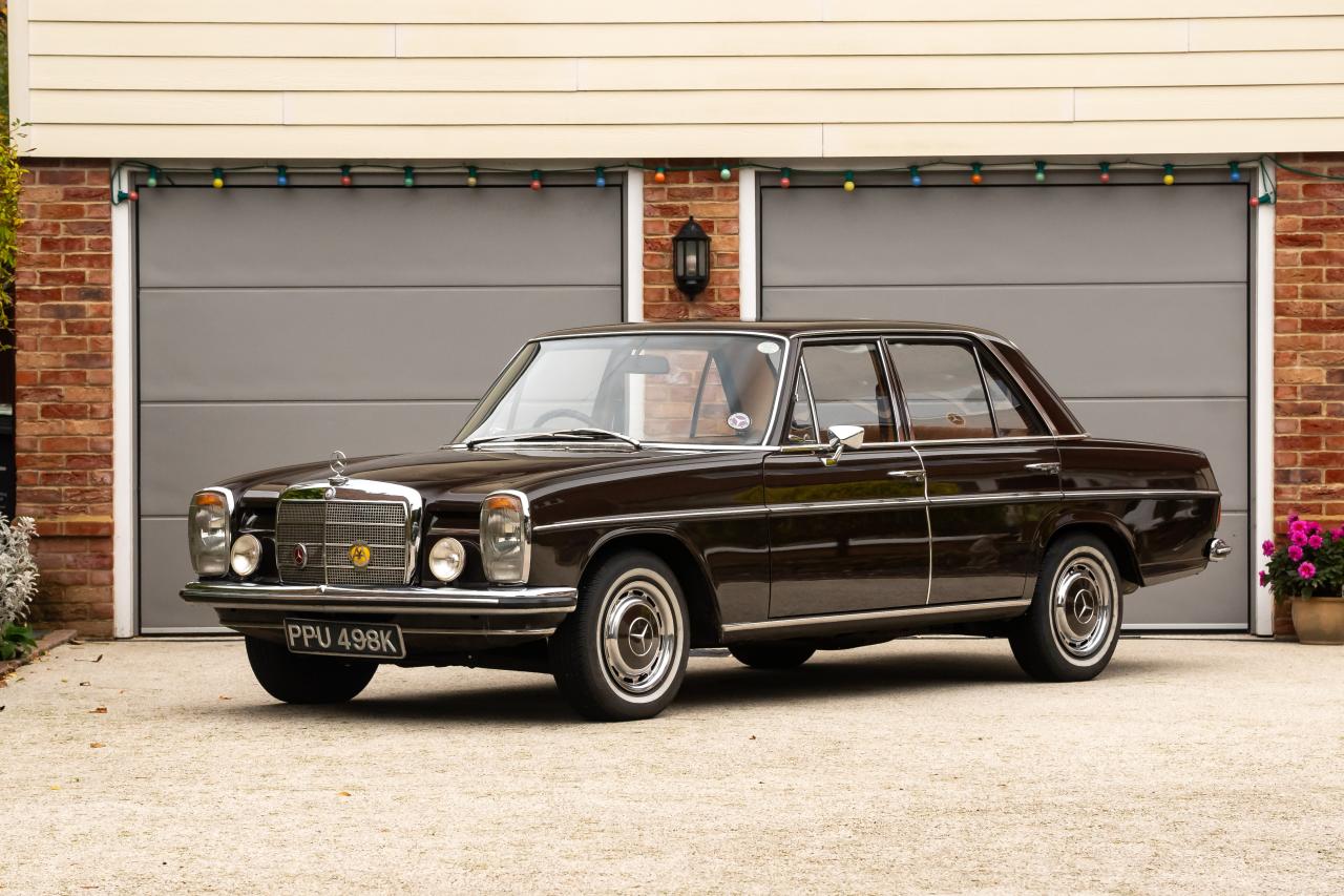 1971 Mercedes - Benz 220 / 8