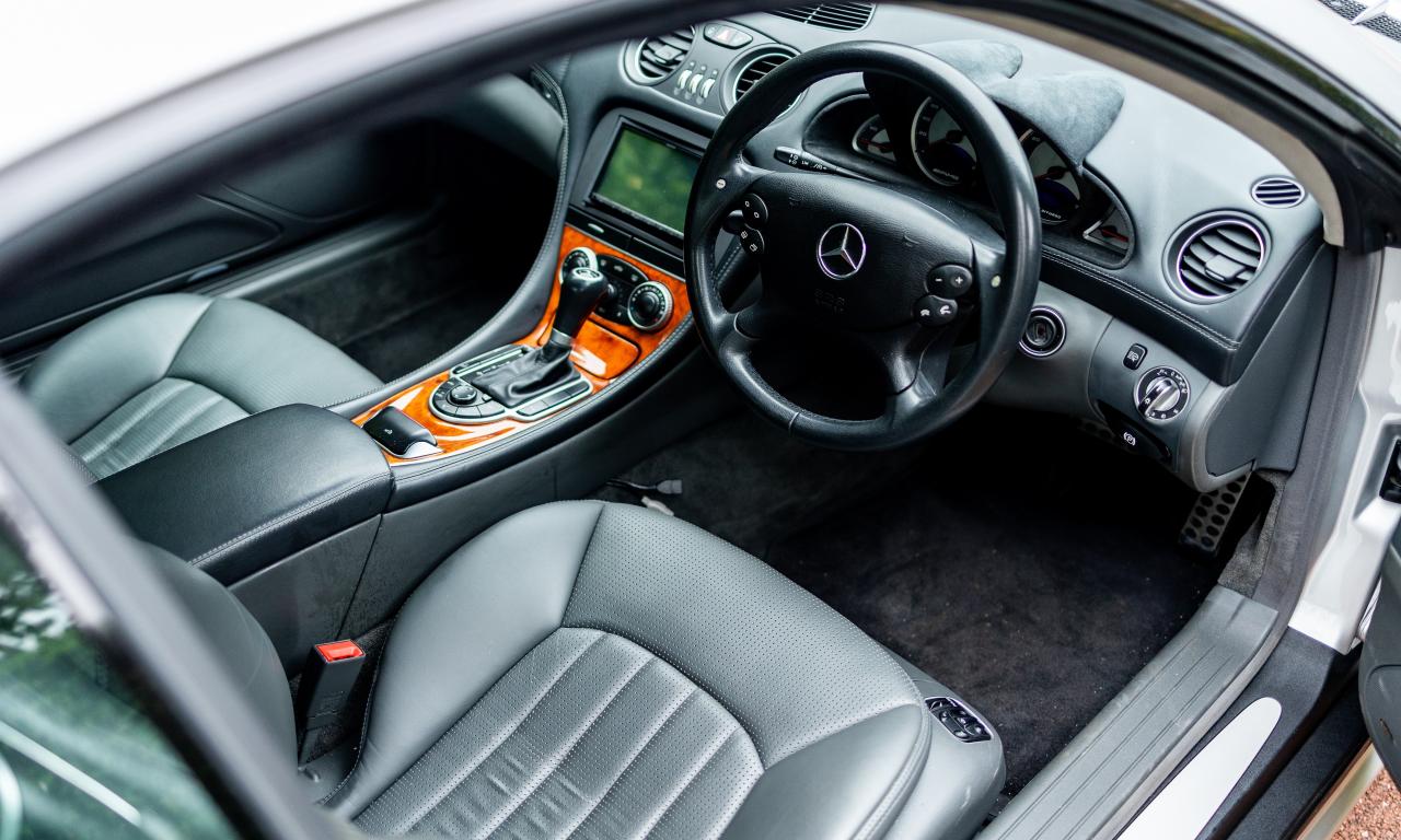 2004 Mercedes - Benz SL65 AMG