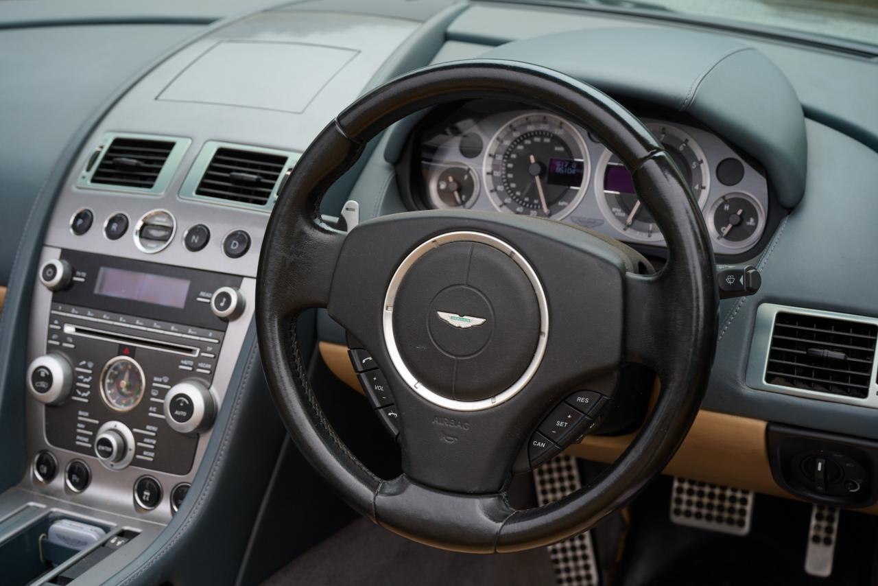 2009 Aston Martin DB9 Volante V12