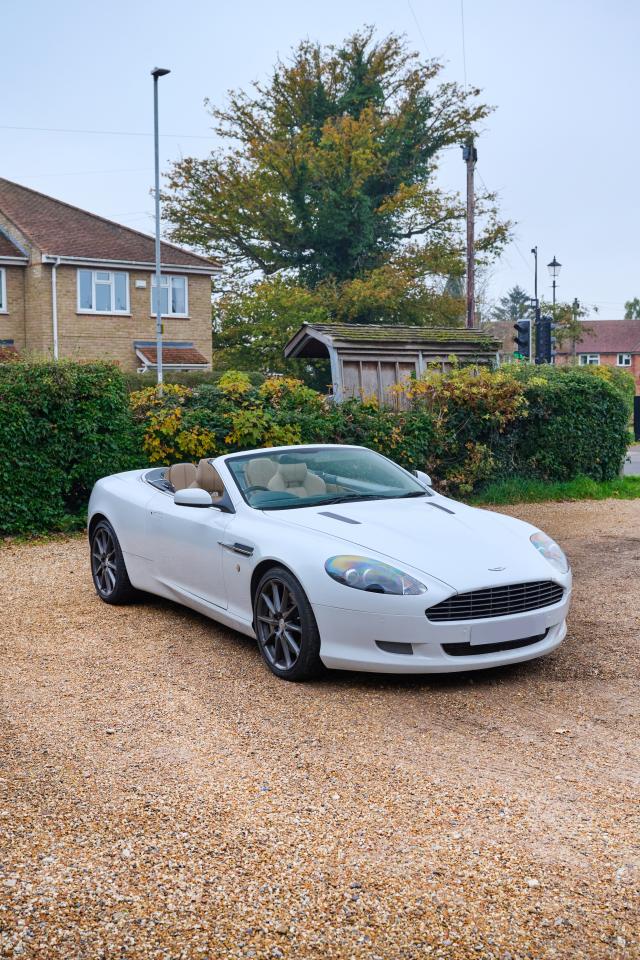 2009 Aston Martin DB9 Volante V12