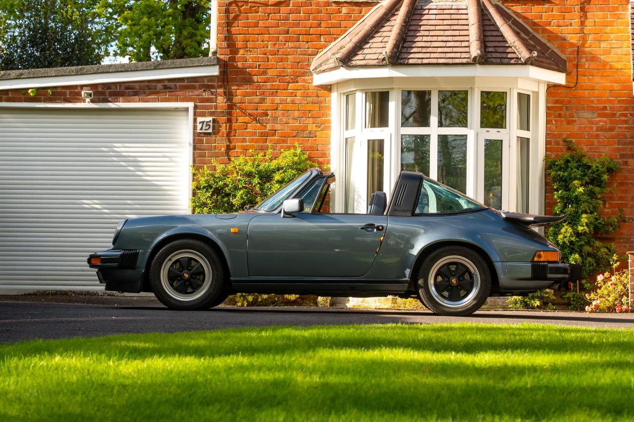 1984 Porsche 911 Carrera Targa (3.2 Litre)