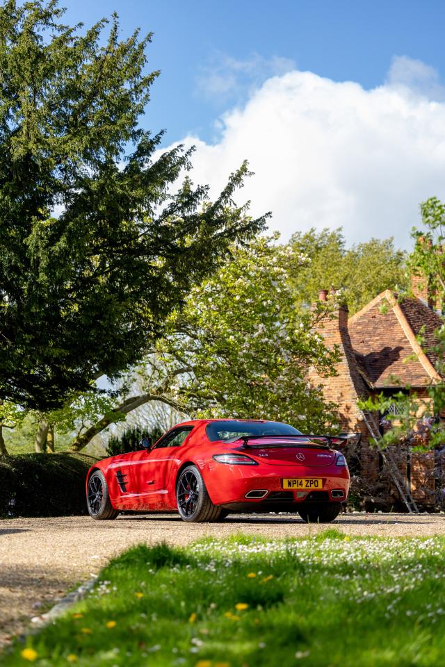 2014 Mercedes - Benz SLS Final Edition