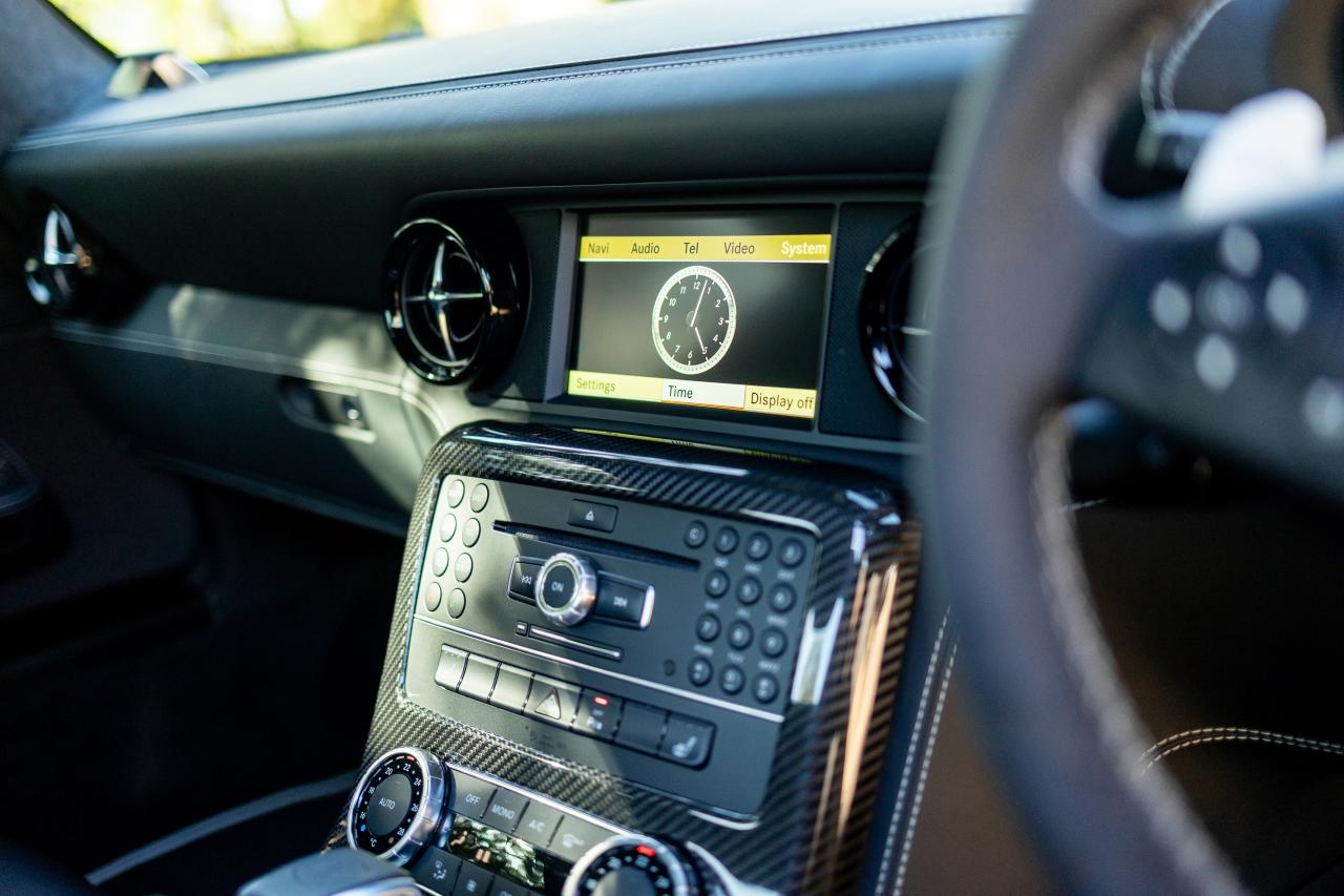 2014 Mercedes - Benz SLS Final Edition