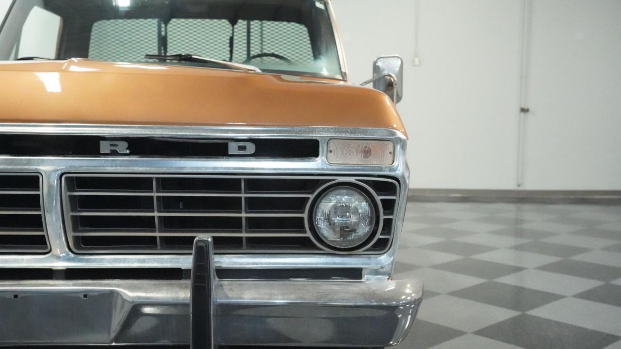 1975 Ford F-250 Highboy 4x4