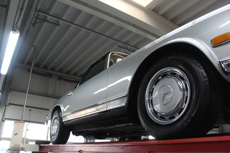 1969 Mercedes - Benz Mercedes Benz SL 280 Pagode