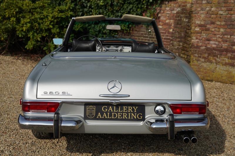 1969 Mercedes - Benz Mercedes Benz SL 280 Pagode