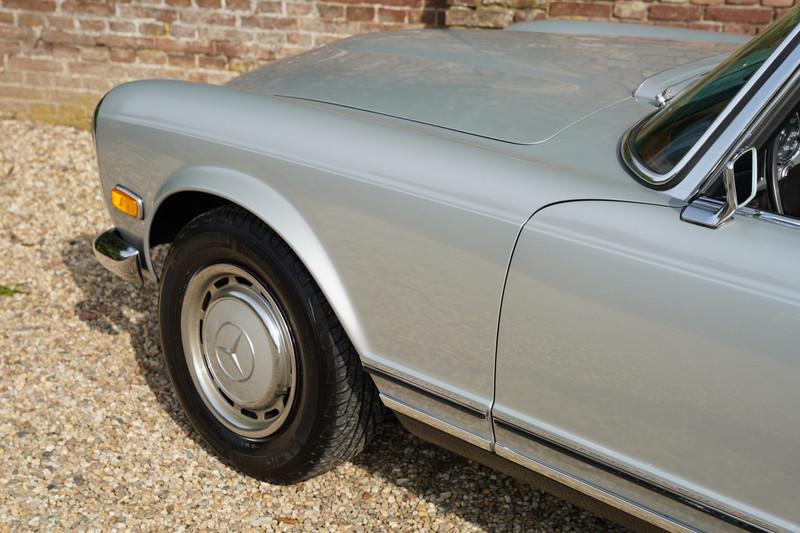 1969 Mercedes - Benz Mercedes Benz SL 280 Pagode