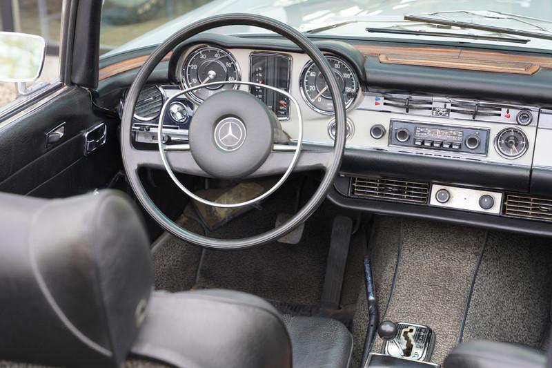 1969 Mercedes - Benz Mercedes Benz SL 280 Pagode