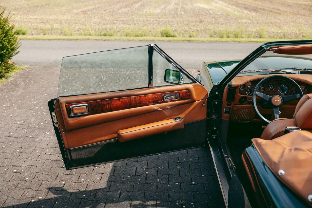 1980 Aston Martin V8 Volante