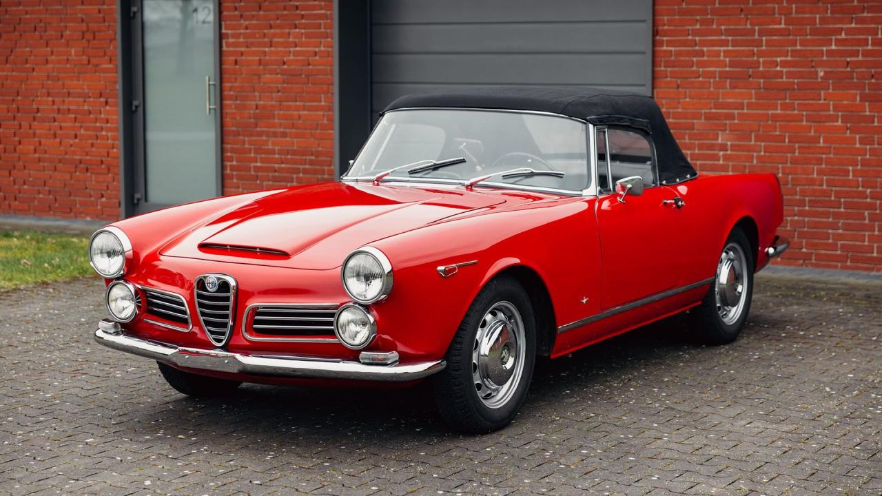 1966 Alfa Romeo 2600 Spider