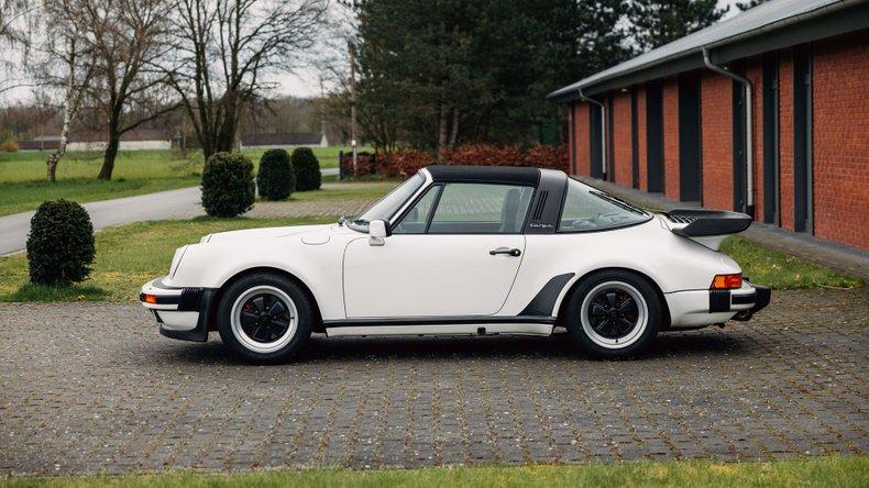 1988 Porsche 911 Turbo Targa