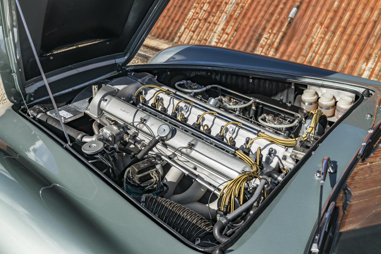 1962 Aston Martin DB4 GT Specification