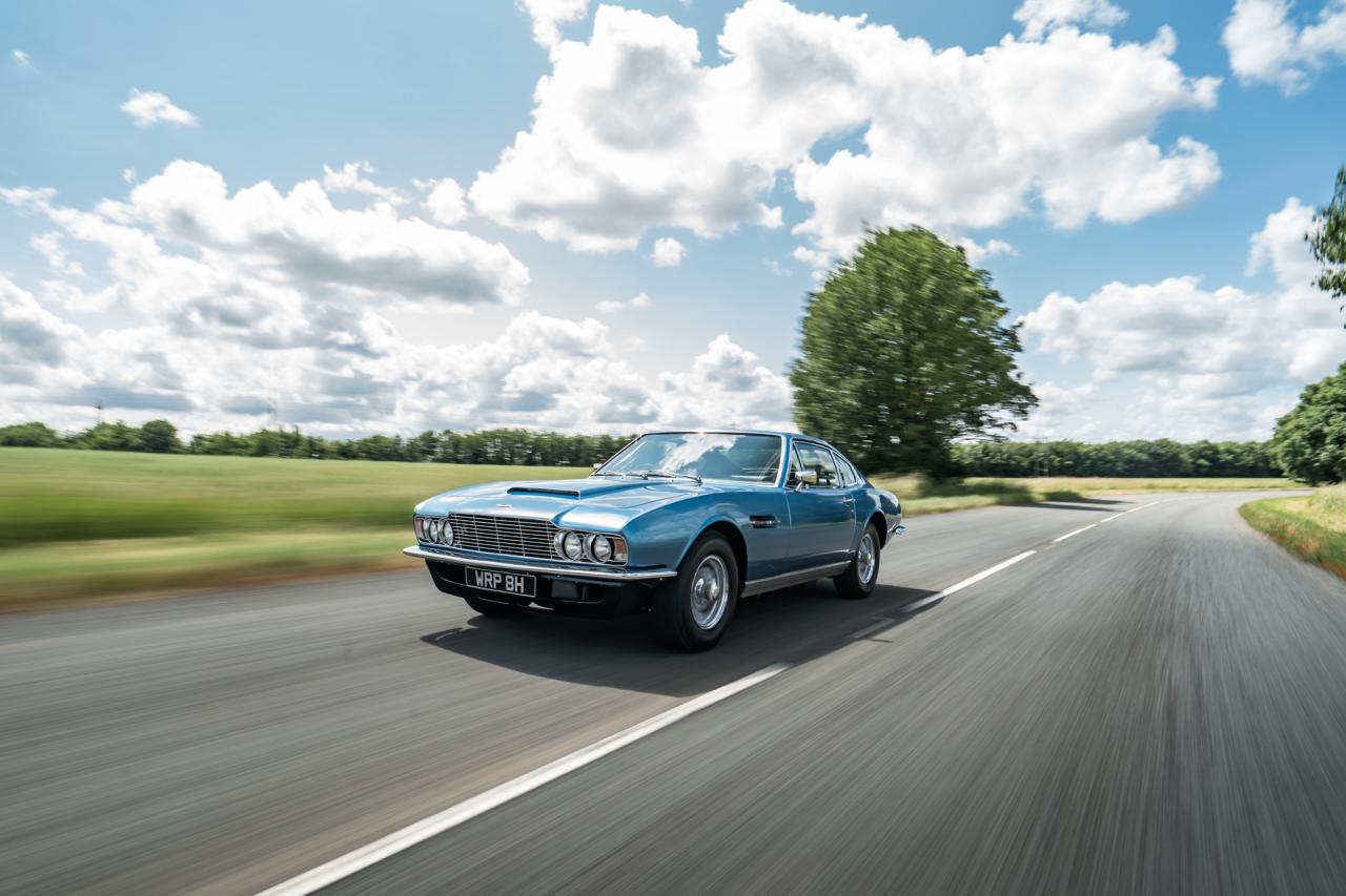 1970 Aston Martin DBS 6 CYLINDER FI