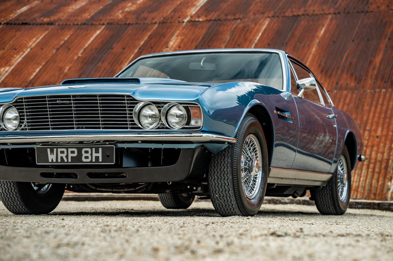 1970 Aston Martin DBS 6 CYLINDER FI