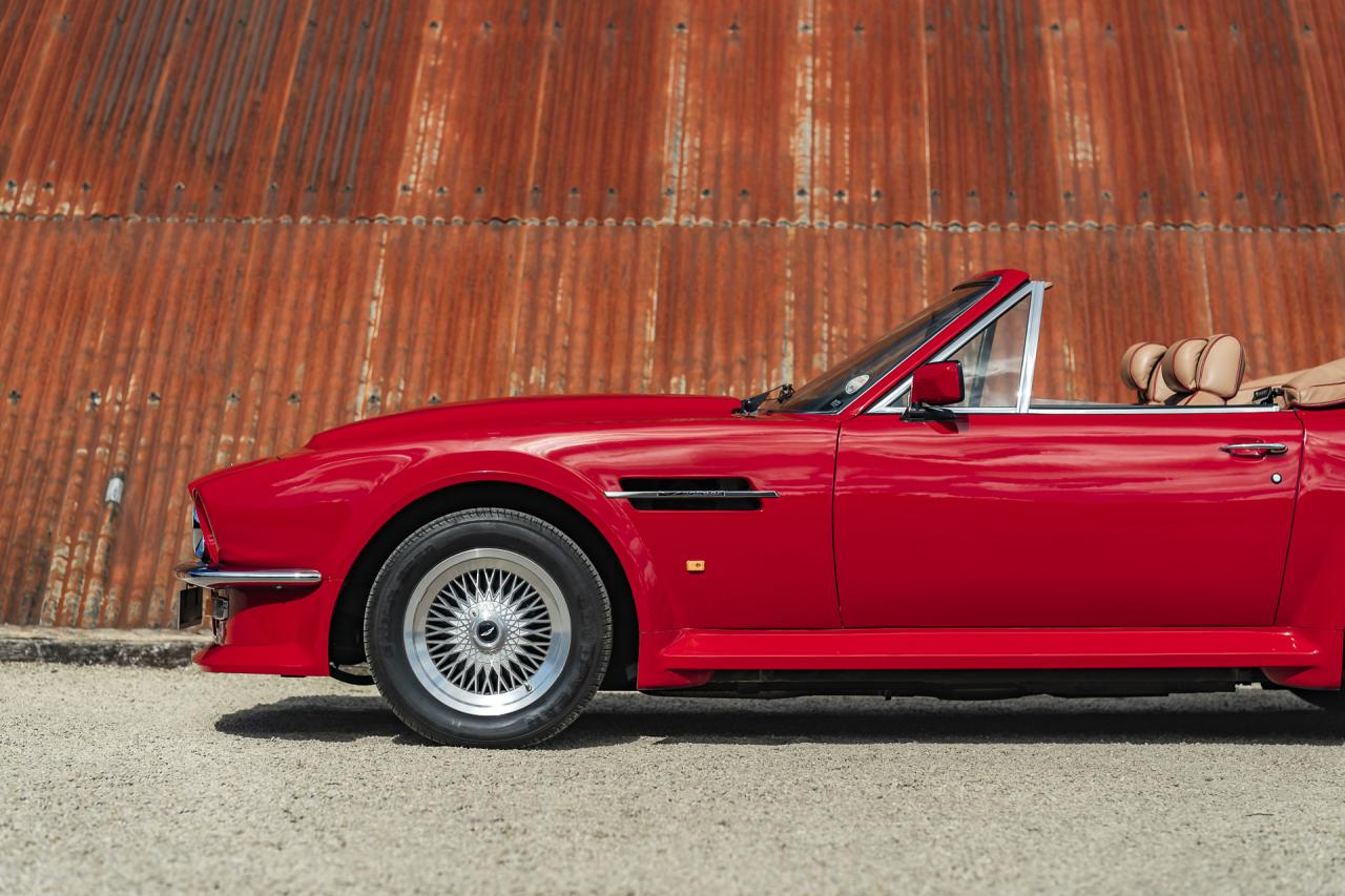 1989 Aston Martin Xpack Volante