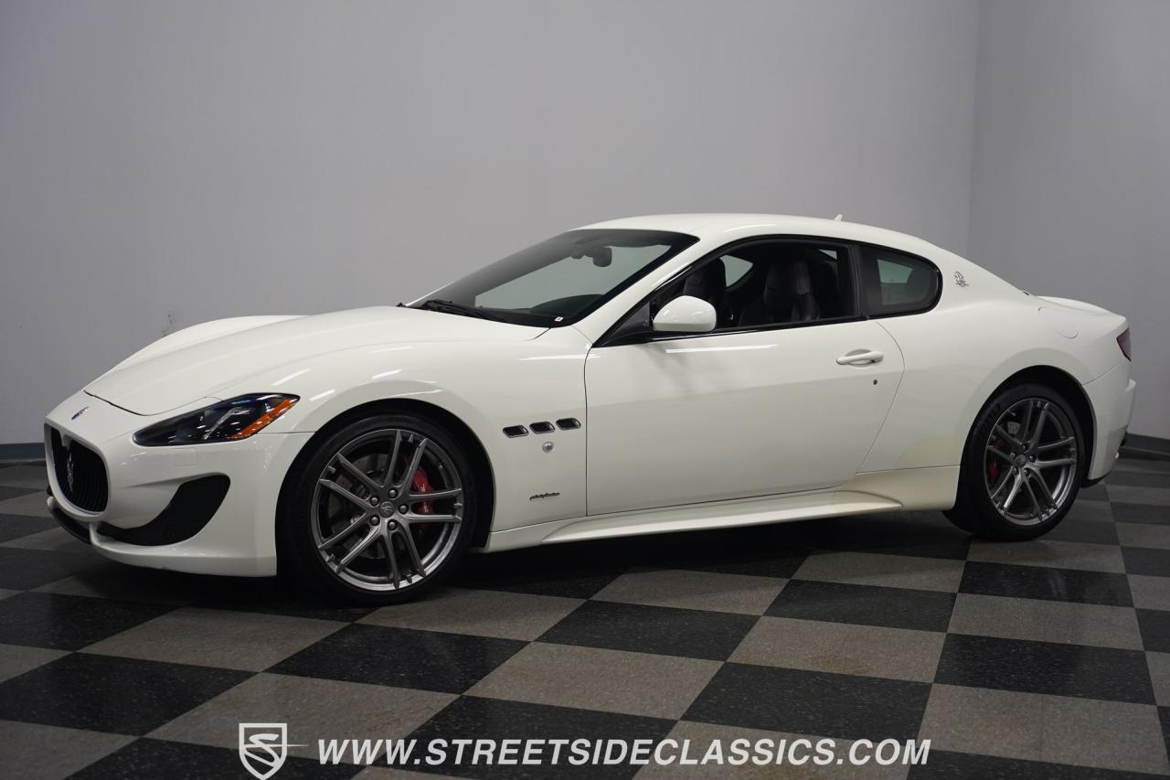 2014 Maserati GranTurismo Sport