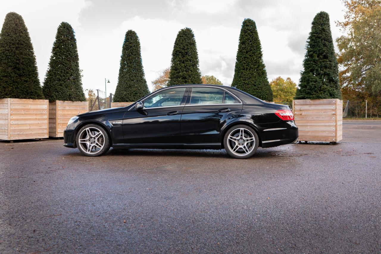 2011 Mercedes - Benz E63 AMG