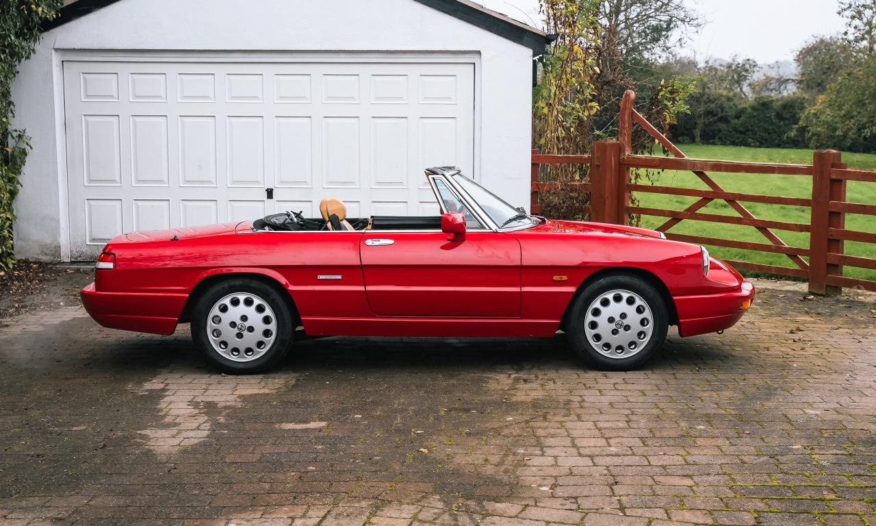 1992 Alfa Romeo Spider S4